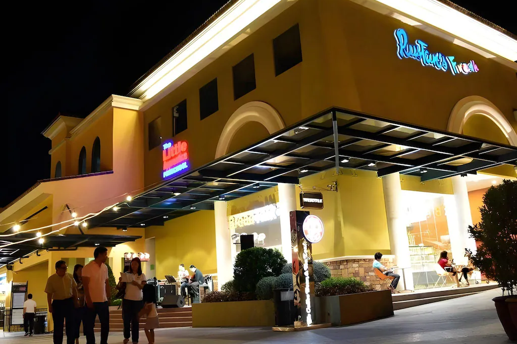 Palines Apartment and Guesthouse